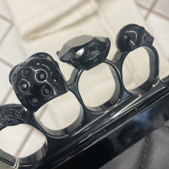 Unused Clutch by Alexander McQueen with dustbag and marks - Picture 6 of 17